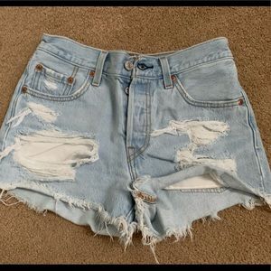 Levi’s 501 denim shorts